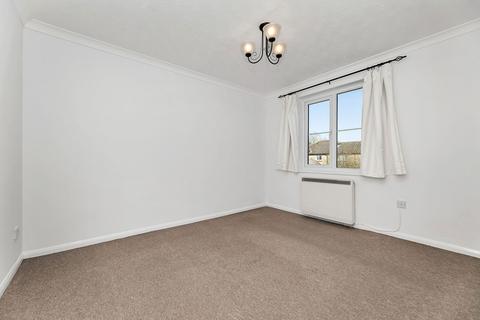 2 bedroom flat for sale, Limes Park Road, St. Ives PE27