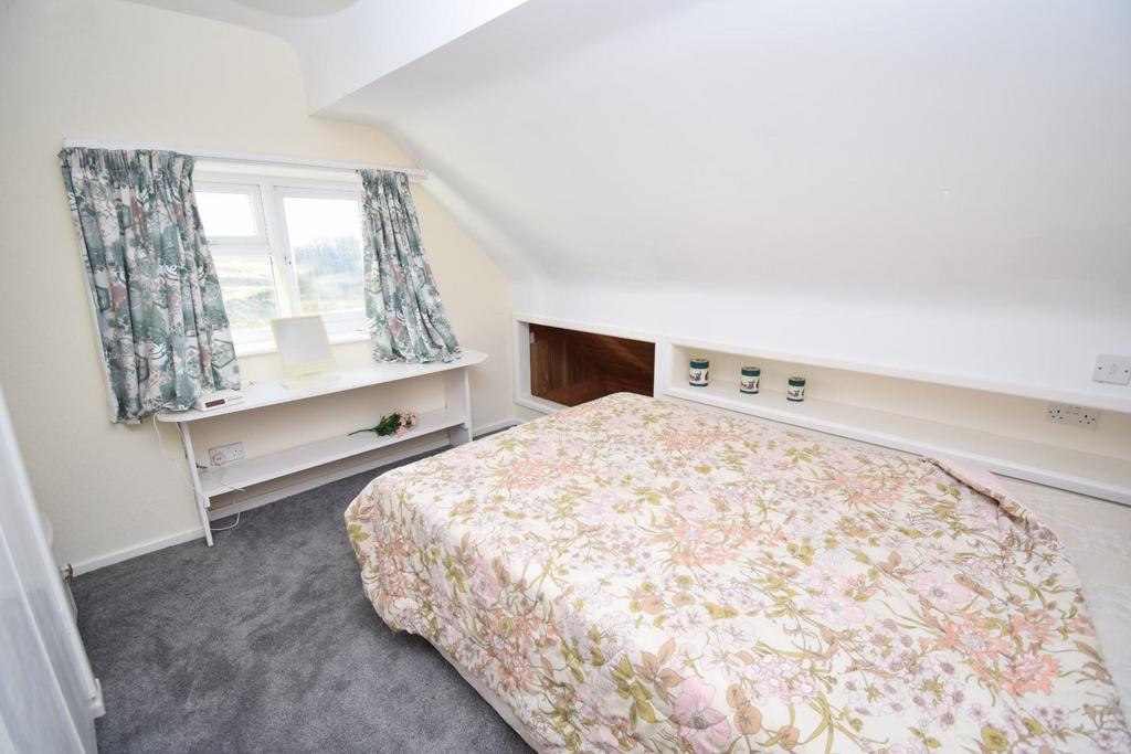 Bedroom 4.JPG