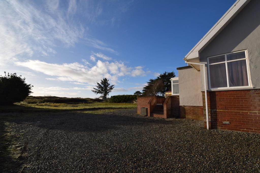 Driveway to Garden.JPG