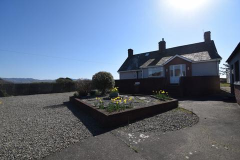 4 bedroom detached house for sale, Beach Road, Morfa Bychan, Porthmadog
