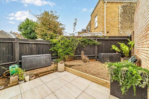 undefined, Bollo Bridge Road, London