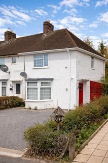 Studio to rent, Halsway, Hayes