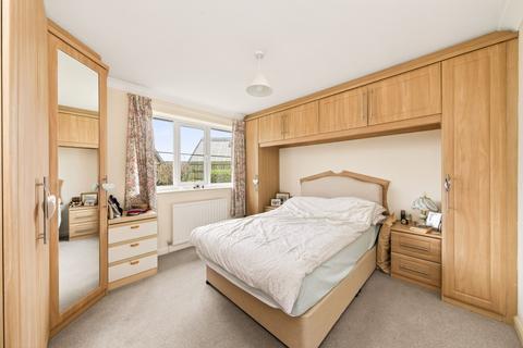 2 bedroom detached bungalow for sale, Woodlands Drive, Skelmanthorpe, HD8