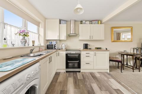 2 bedroom detached bungalow for sale, Woodlands Drive, Skelmanthorpe, HD8