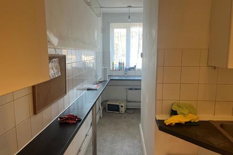 undefined, Flat, - Biggin Street, Dover