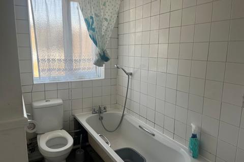 undefined, Flat, - Biggin Street, Dover