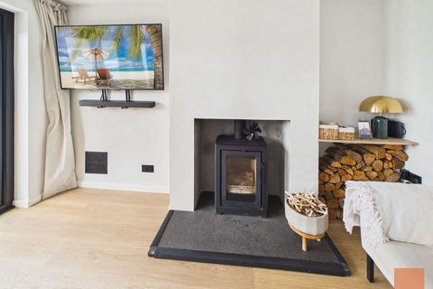 2 bedroom terraced bungalow for sale, Wheal Kitty, St Agnes- A refurbished bungalow in a popular village location