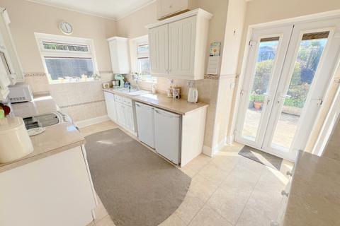 undefined, Barton Drive, Barton On Sea, New Milton, Hampshire. BH25 7JJ