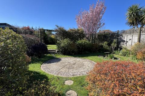 undefined, Barton Drive, Barton On Sea, New Milton, Hampshire. BH25 7JJ