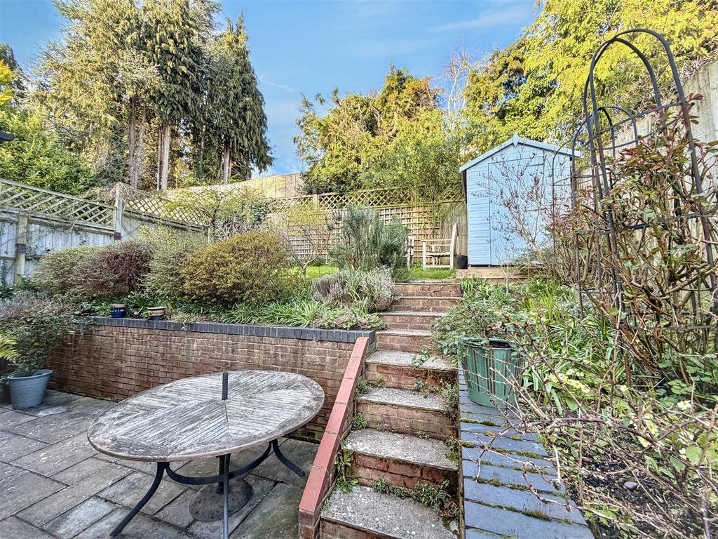 Image0 (16).jpg