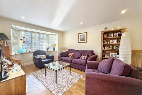 undefined, Shiplake Bottom, Henley-On-Thames RG9
