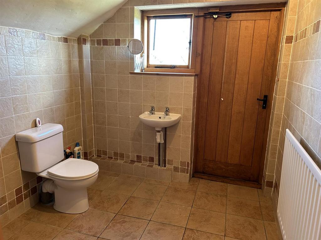 Wet Room.JPEG