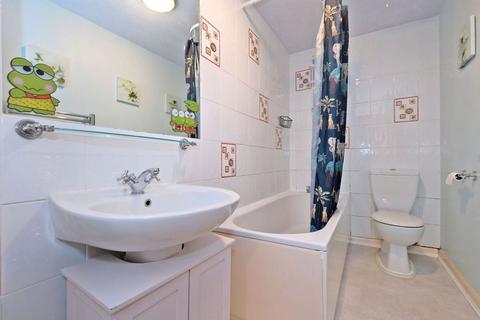 2 bedroom flat to rent, Whitehall Place, West End, Aberdeen, AB25