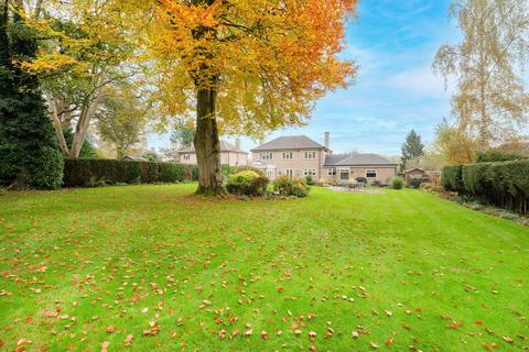 4 bedroom detached house for sale, Church Road, Ovington