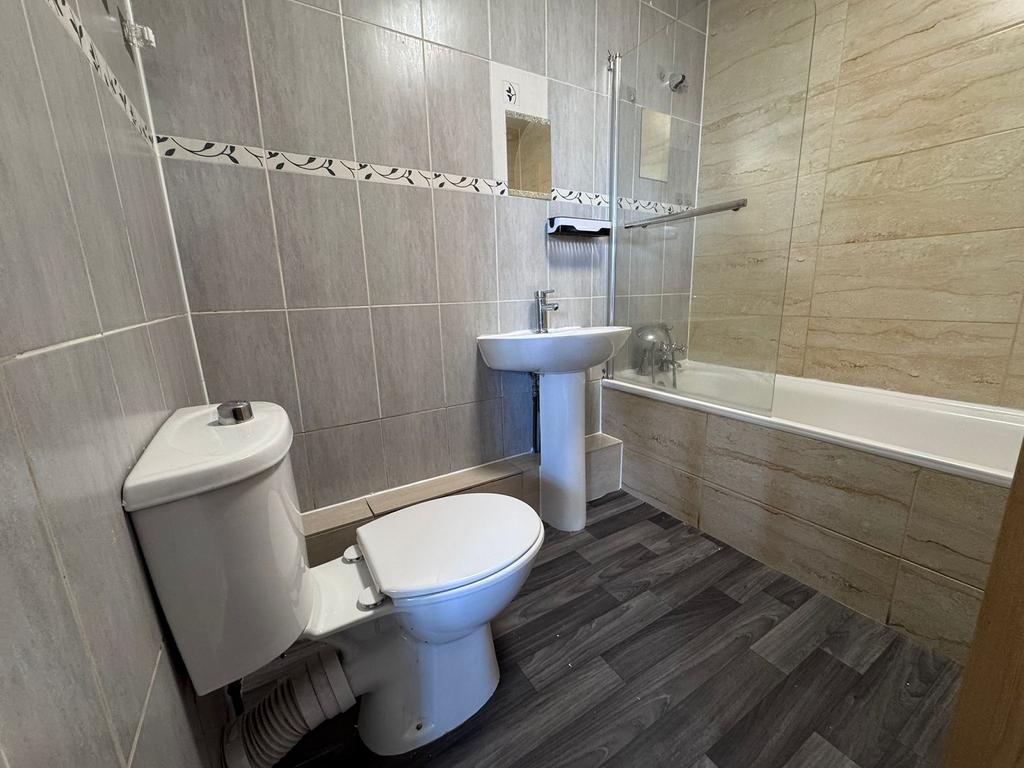 Family Bathroom Wc