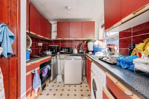 undefined, Downs Road, Luton