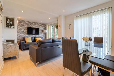 undefined, Winterton Gardens, Sheffield, S12
