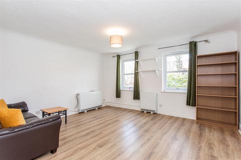 1 bedroom flat for sale, Beatrice House, Stepney Green, E1