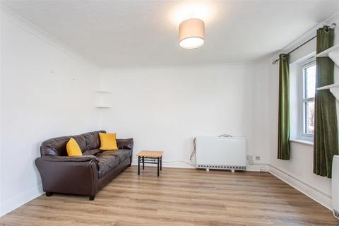1 bedroom flat for sale, Beatrice House, Stepney Green, E1