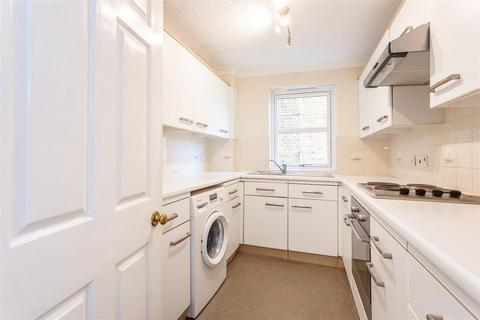 1 bedroom flat for sale, Beatrice House, Stepney Green, E1
