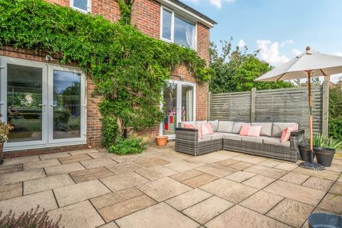 undefined, High Street, Ogbourne St George, SN8