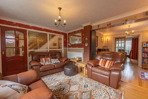 4 bedroom detached house for sale, Alder Close, New Inn, NP4