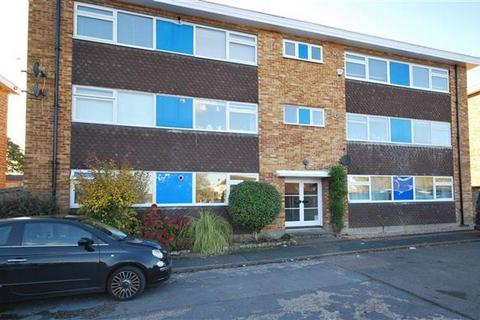 undefined, Woodedge Close, North Chingford E4