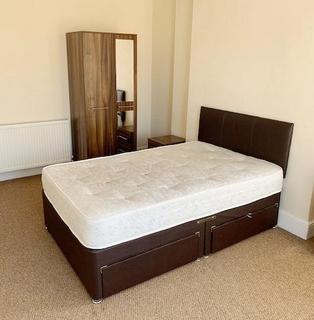 1 bedroom in a house share to rent, Station Street, Ilkeston