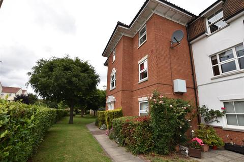 1 bedroom apartment to rent, Tallow Gate, South Woodham Ferrers