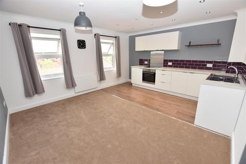 1 bedroom apartment to rent, Tallow Gate, South Woodham Ferrers