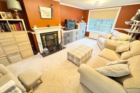 2 bedroom semi-detached house for sale, Hawthorn Crescent, Beith