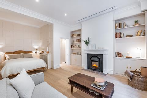 undefined, Rutland Gate London SW7