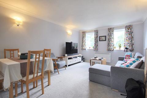 2 bedroom apartment to rent, King George Close, Cheltenham GL53