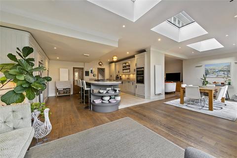 undefined, Sheen Lane, London, SW14