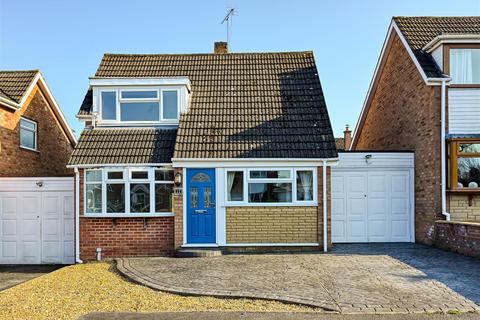 3 bedroom detached house for sale, 12 Hazel Gardens, Codsall, Wolverhampton, WV8 1BG