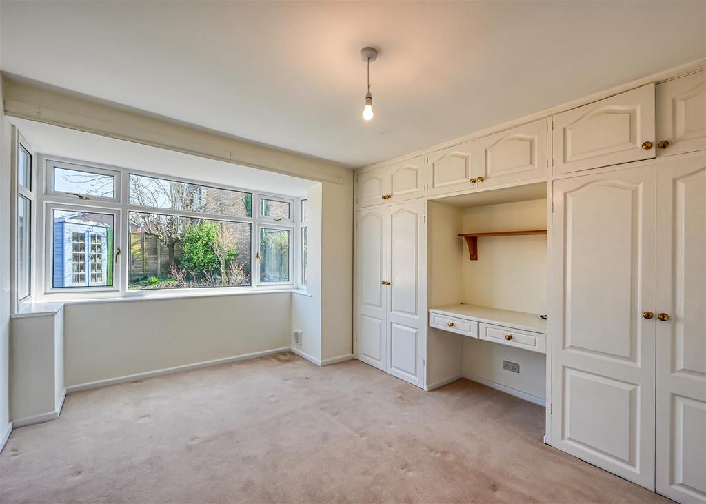 12 Hazel Gardens-9.jpg