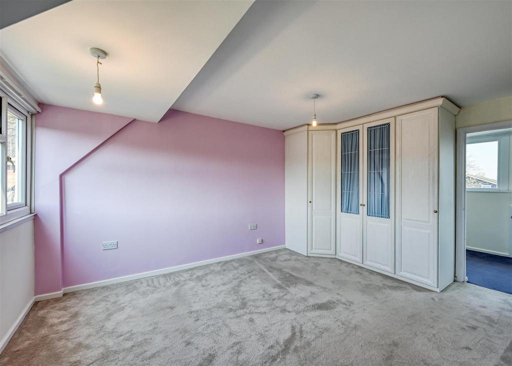 12 Hazel Gardens-11.jpg