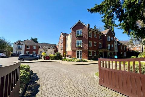 1 bedroom apartment for sale, Branksomewood Road, Fleet GU51