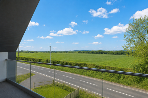 4 bedroom house for sale, The Furlongs, Tadworth, KT20