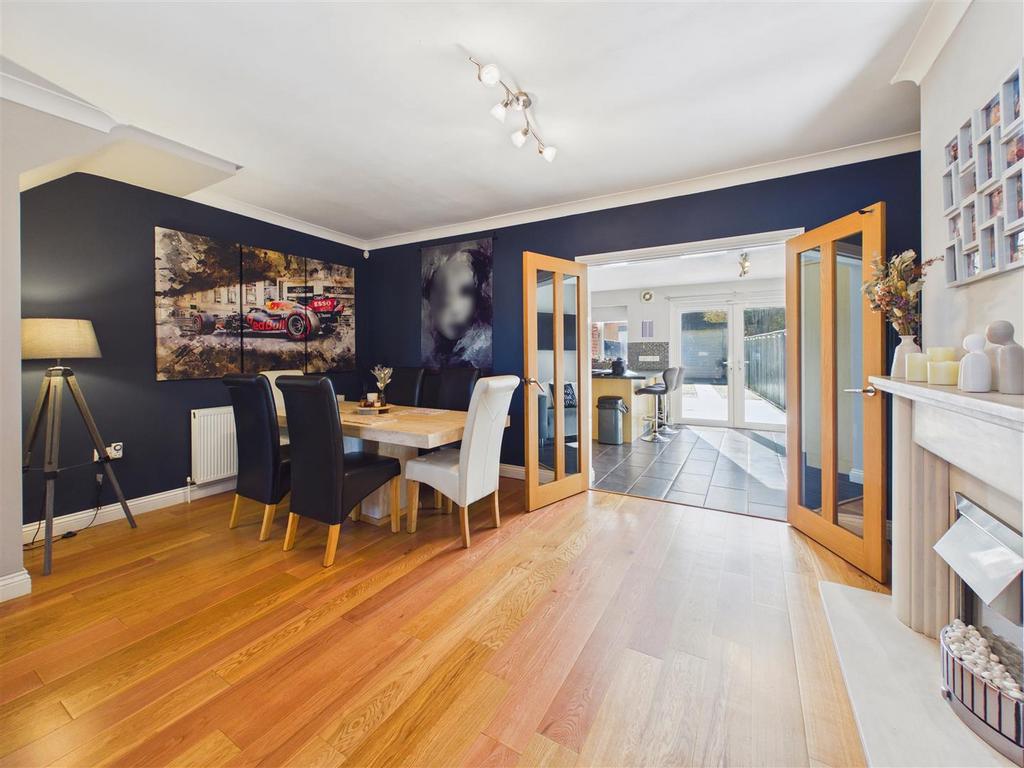 Dining/Sitting Room