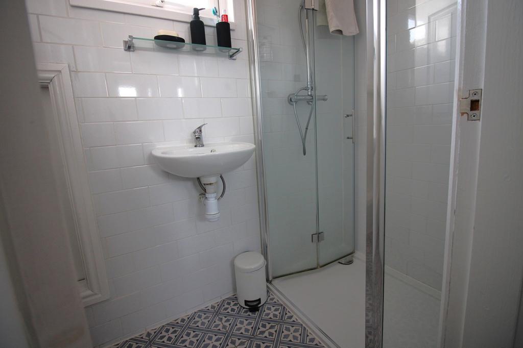 Shower Room 2