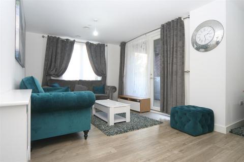 2 bedroom apartment to rent, Chesterton House, Gayton Road