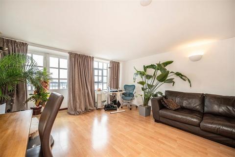 1 bedroom flat to rent, Wapping Wall, London E1W
