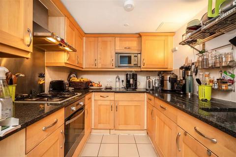 1 bedroom flat to rent, Wapping Wall, London E1W