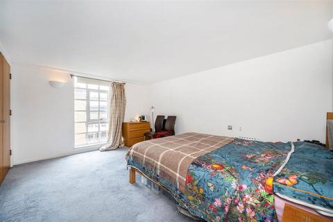 1 bedroom flat to rent, Wapping Wall, London E1W