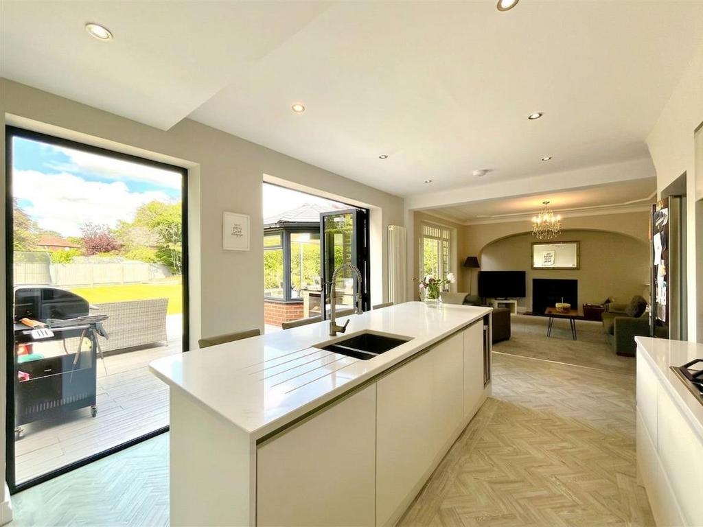 Kitchen 2