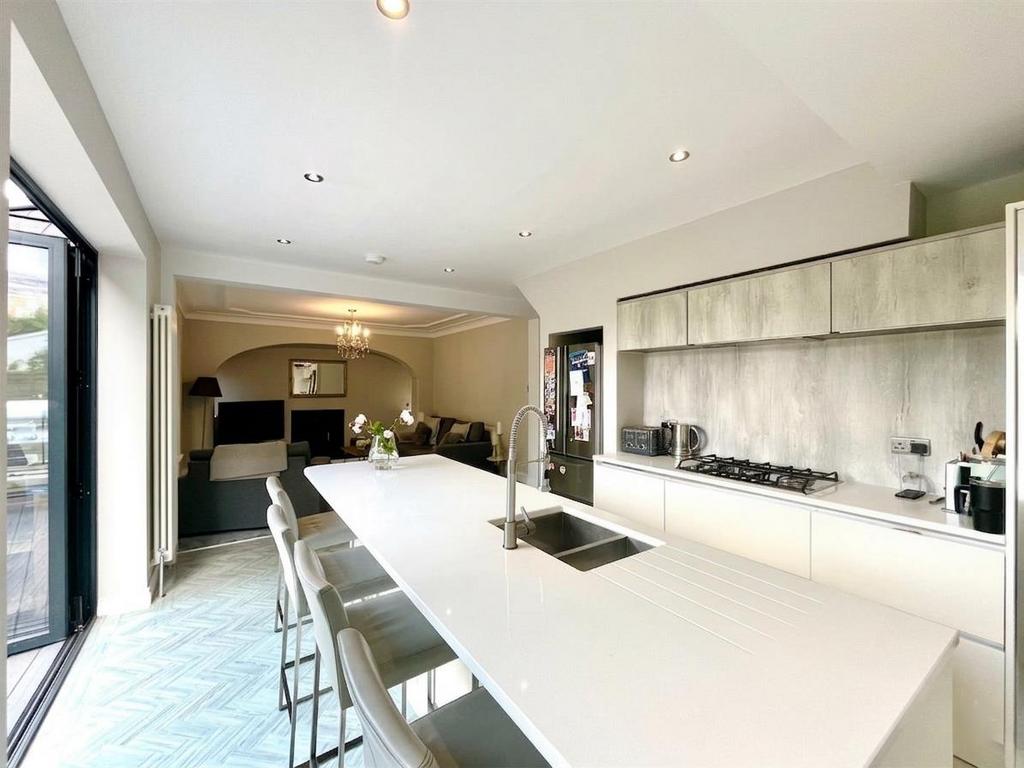 Kitchen 3