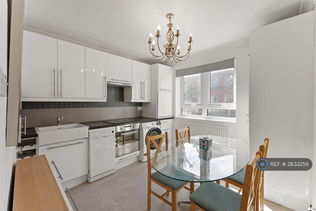 Spacious Bright Fully Fitted Kitchen