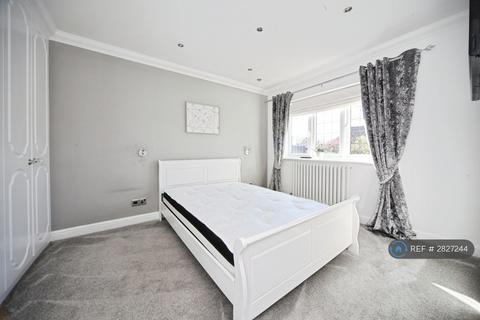 undefined, Chard Drive, Luton, LU3