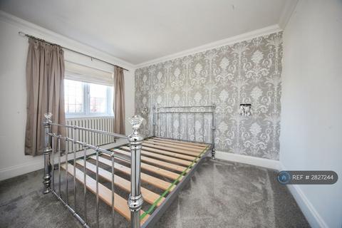 undefined, Chard Drive, Luton, LU3